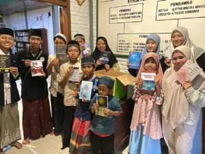 Tebar Kebaikan di Bulan Suci: Santri Darun Nun Tutup Agenda “Zam-Zam Ramadhan 2026” dengan Aksi Sosial dan Buka Bersama Warga